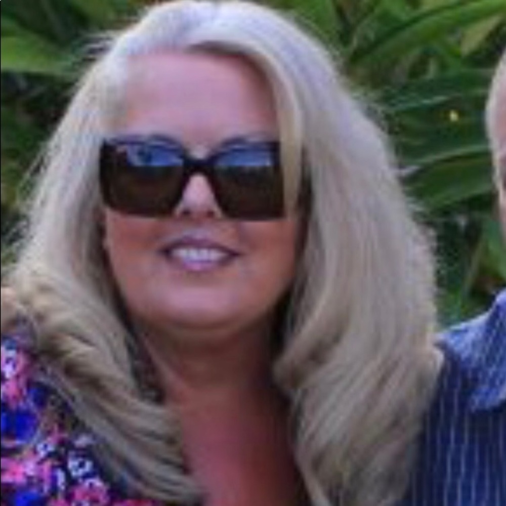 Meet your Posher, Peggy